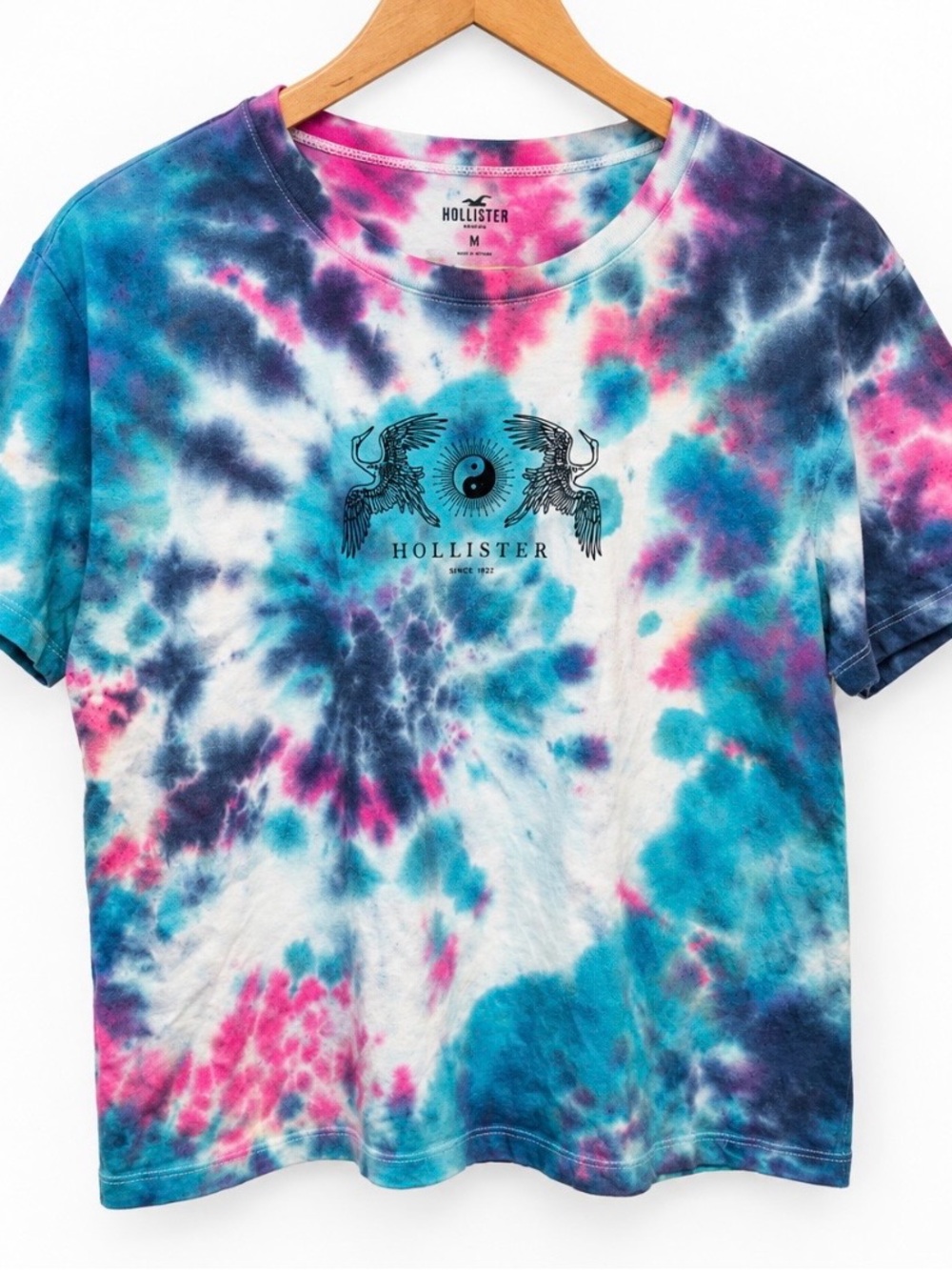 Hollister Tie-Dye Short Sleeve Tee in Blue, Pink & White
